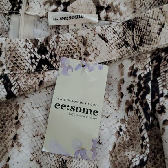 NWT Women's Animal Print Circle Skirt Size Small - Picture 8 of 8